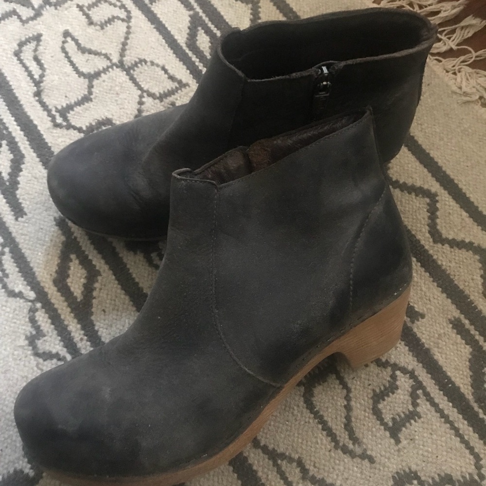 Dansko Mario Booties sz 10-10.5